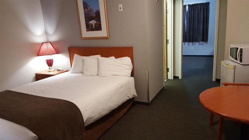 Surestay Plus Hotel By Best Western Lethbridge Esterno foto